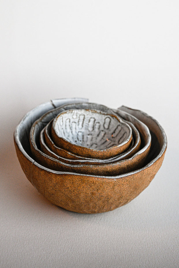 textured ceramic ring dish