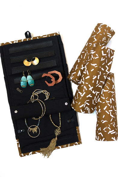 Wayfarer Jewelry Roll Travel Case - Confetti Brown