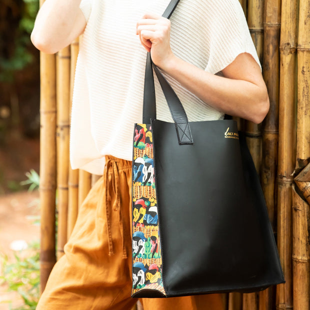 Lovely Tote