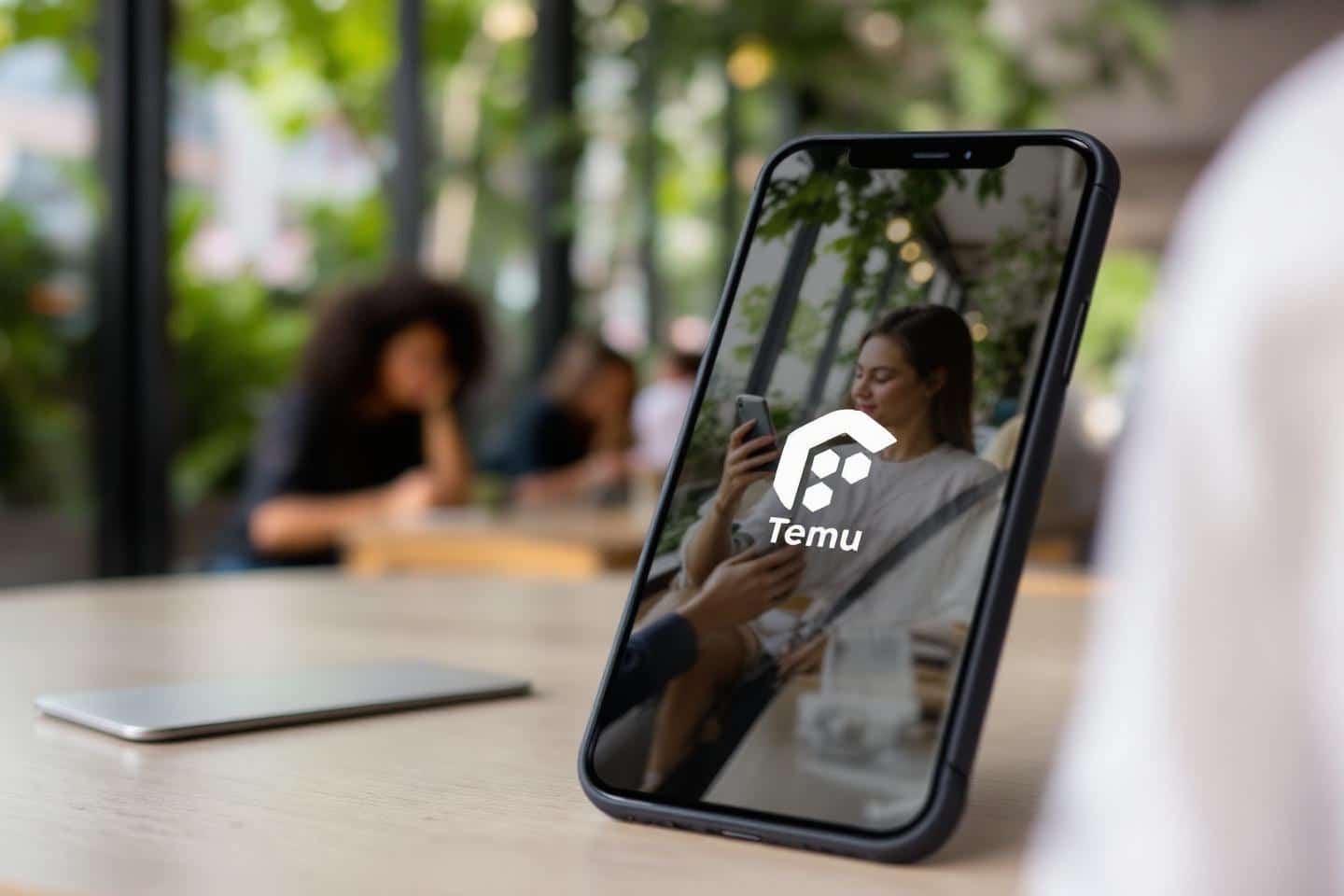 Is Temu fast fashion ? Understanding the shopping platform's business model